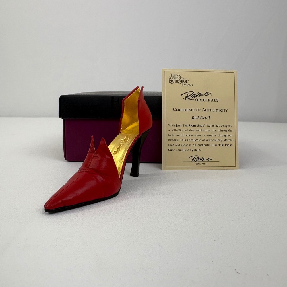 Vintage Just The Right Shoe By Raine Red Devil 25082 1999 Box COA